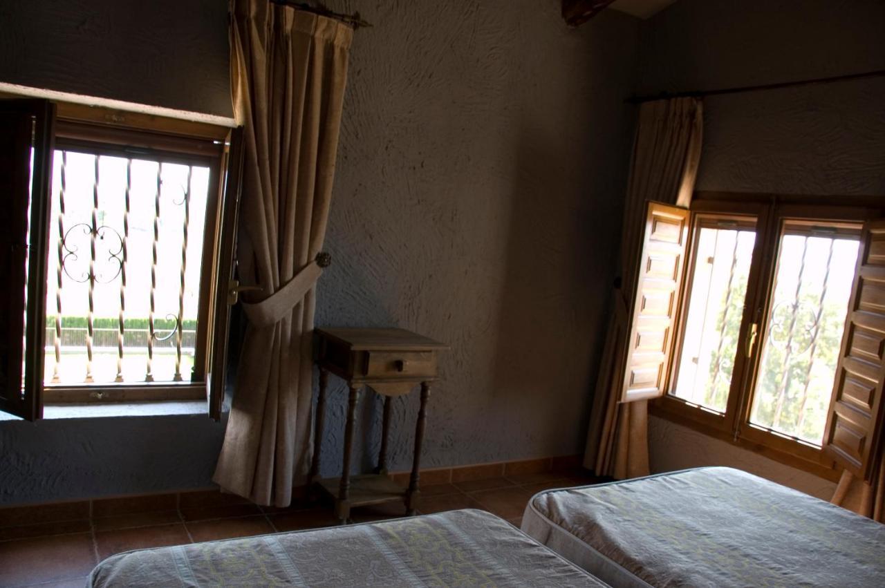 Hotel Caseta Nova Кастая Екстериор снимка