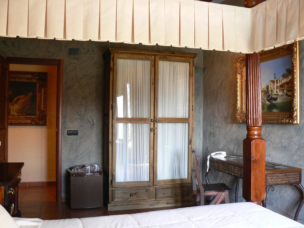 Hotel Caseta Nova Кастая Екстериор снимка