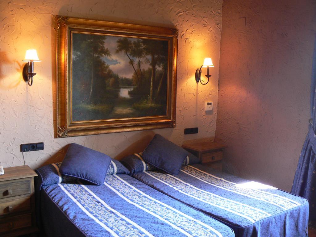 Hotel Caseta Nova Кастая Екстериор снимка