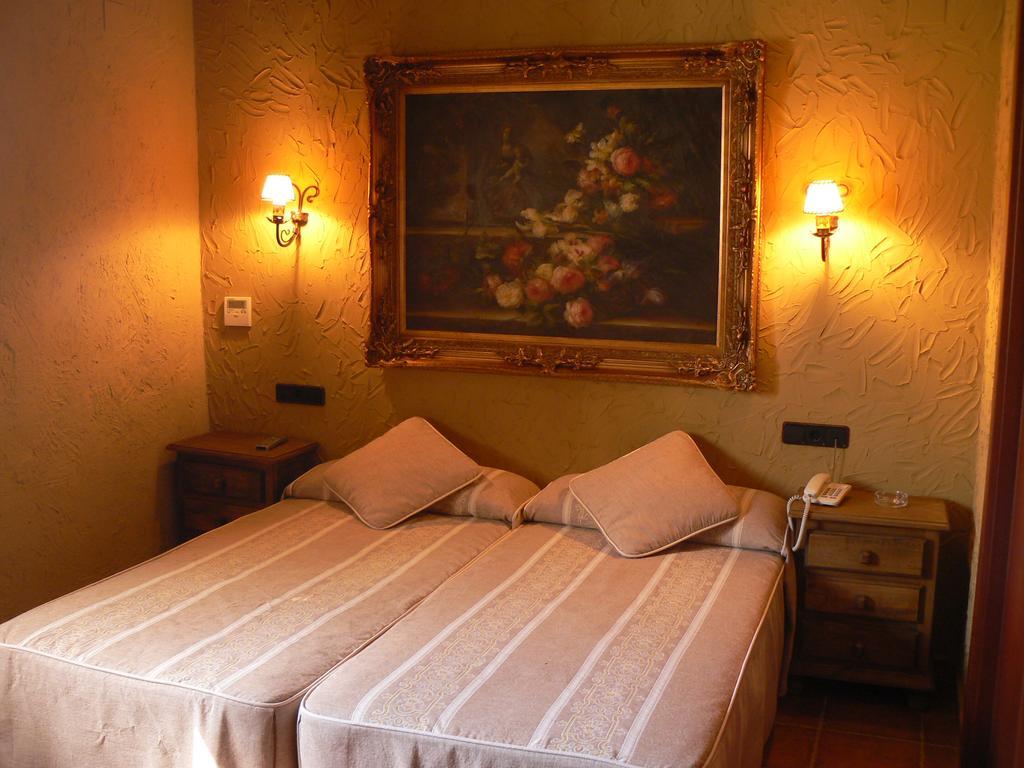 Hotel Caseta Nova Кастая Екстериор снимка